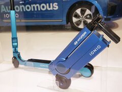 hyundai-ioniq-folding-electric-scooter-02.jpeg