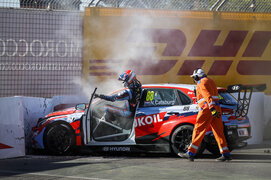 Incidente di Hyundai in gara 2 Marocco.jpg